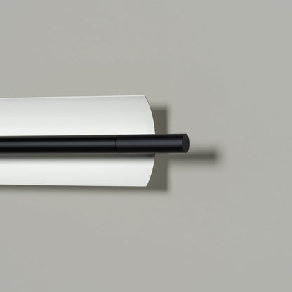 Lámina 165 LED Wall Light in Detail.