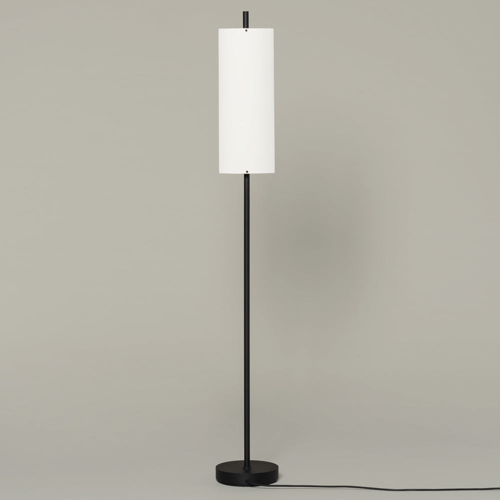 Lámina 45 LED Floor Lamp in Detail.
