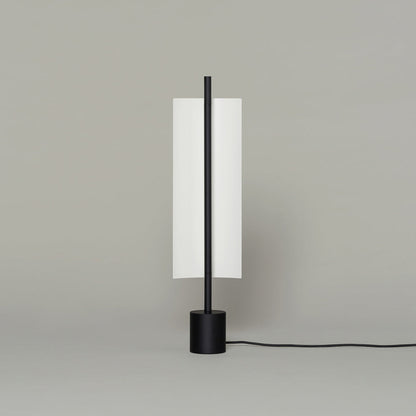 Lámina 45 LED Table Lamp in Detail.