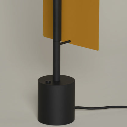 Lámina Dorada 45 LED Table Lamp in Detail.