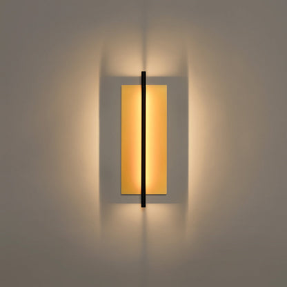 Lámina Dorada 45 LED Wall Light in Detail.