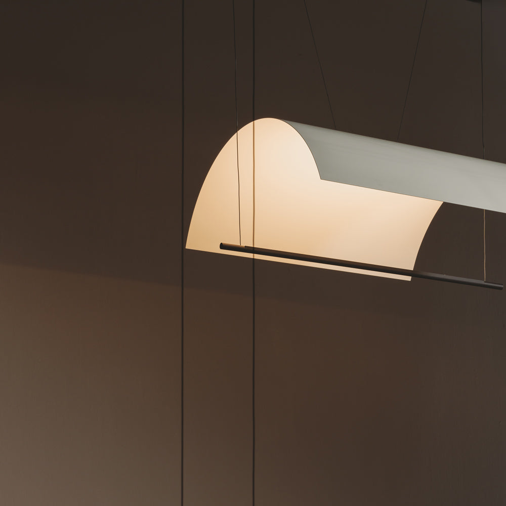 Lámina Mayor LED Pendant Light in Detail.