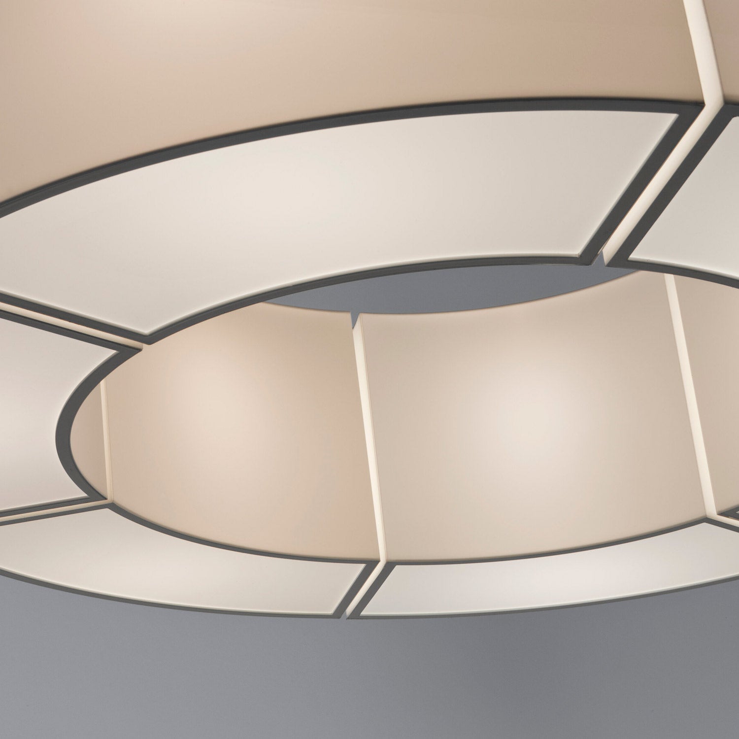 Sexta Pendant Light in Detail.