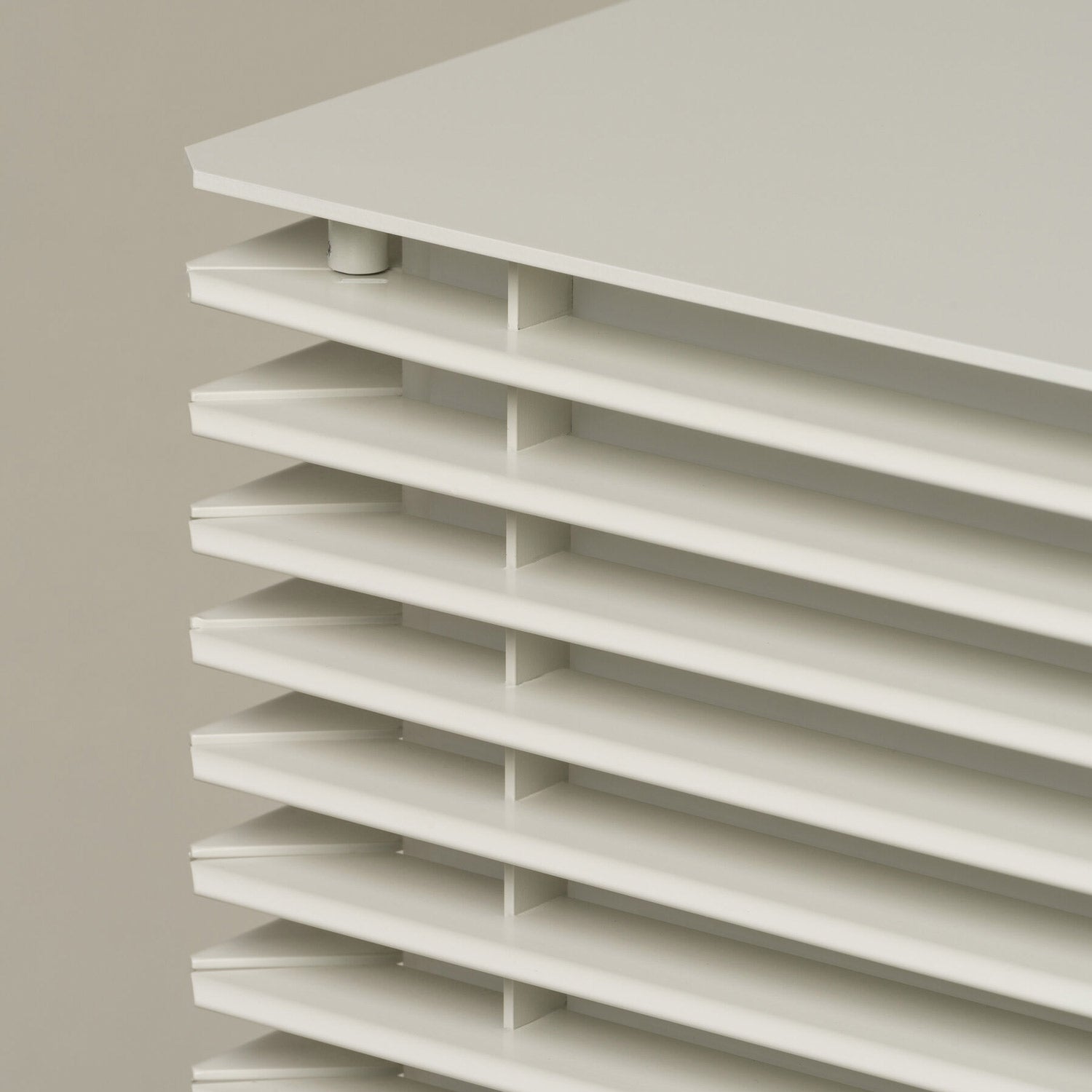 Shiro 17 Alta Outdoor Floor Lamp in Detail.