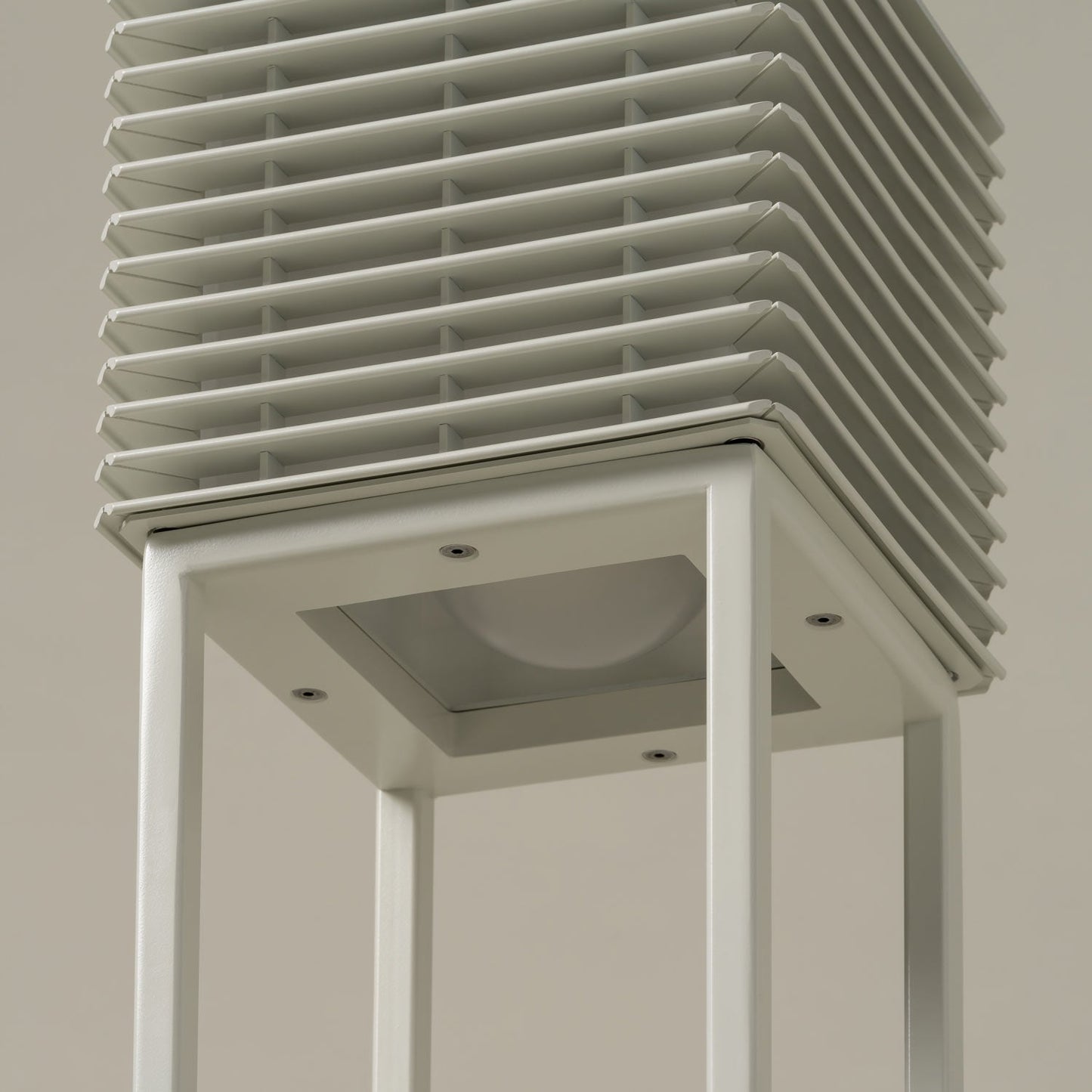 Shiro 17 Alta Outdoor Floor Lamp in Detail.
