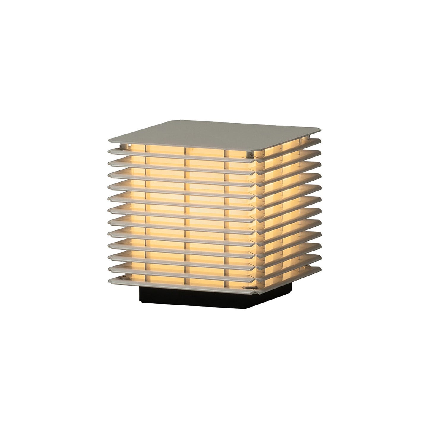 Shiro Outdoor Table Lamp (6.8-Inch).