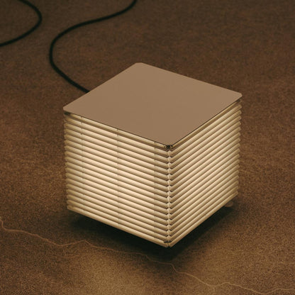 Shiro Outdoor Table Lamp in Detail.