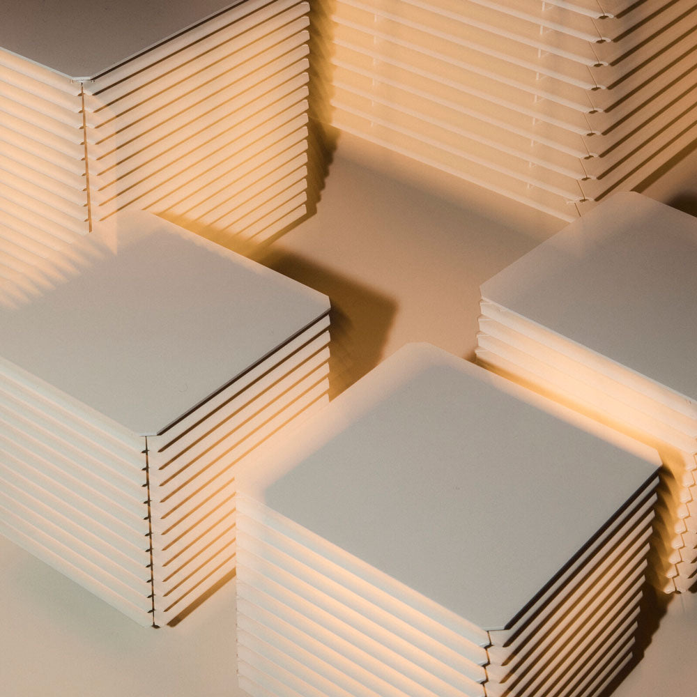 Shiro Table Lamp in Detail.