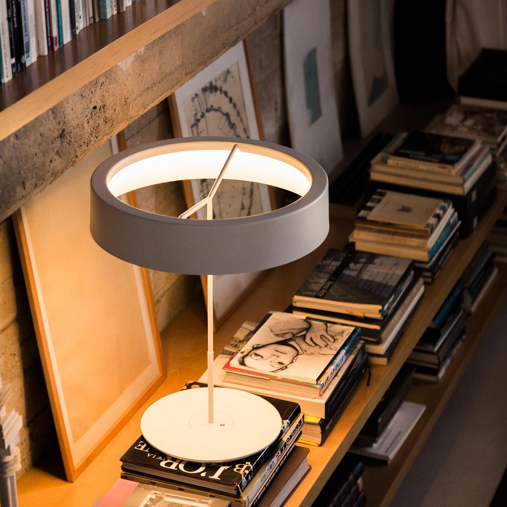 Sin LED Table Lamp in Detail.