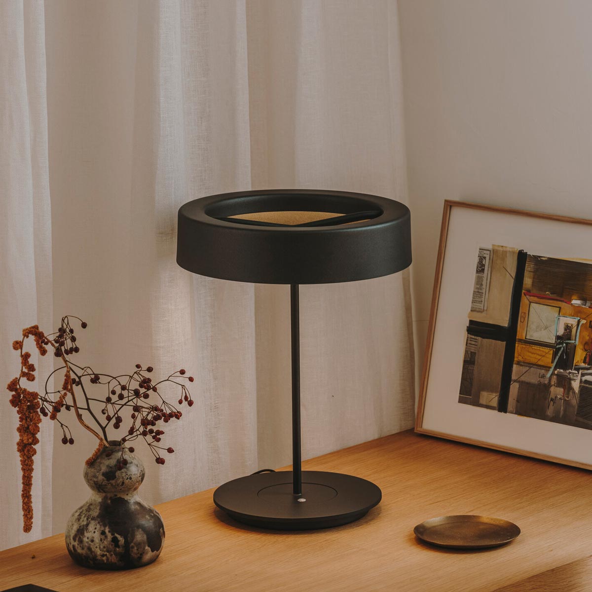 Sin LED Table Lamp in Detail.