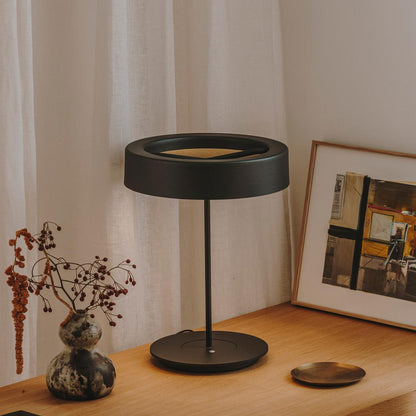 Sin LED Table Lamp in Detail.