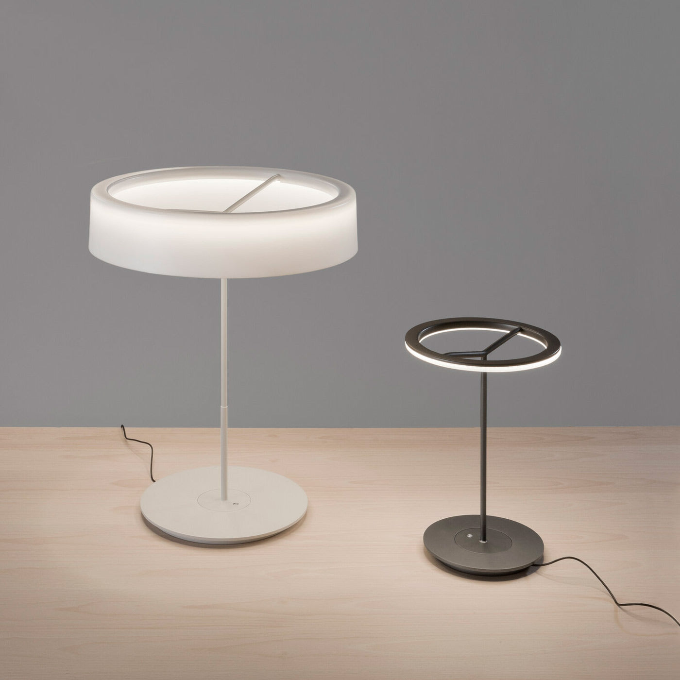 Sin LED Table Lamp in Detail.