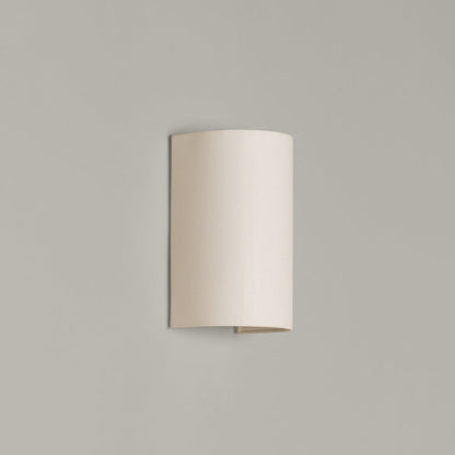 Singular Wall Light in Detail.