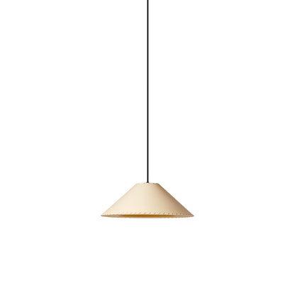 Sísísí Cónicas Planas Pendant Light in Black/Beige Shade (19.3-Inch).
