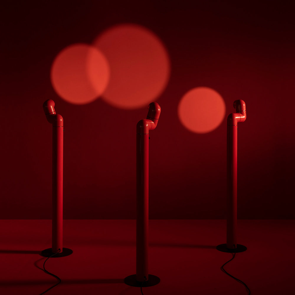 Tatu Alta LED Floor Lamp in Detail.