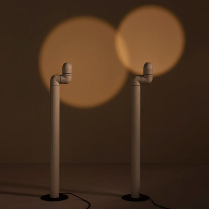 Tatu Alta LED Floor Lamp in Detail.
