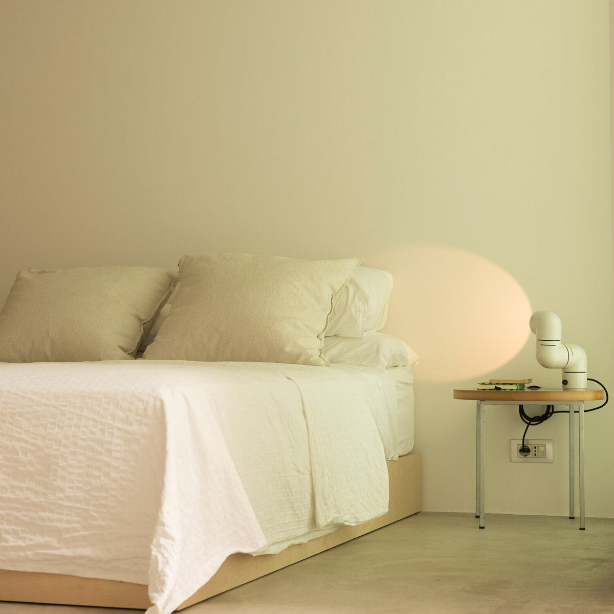 Tatu LED Table Lamp in bedroom.