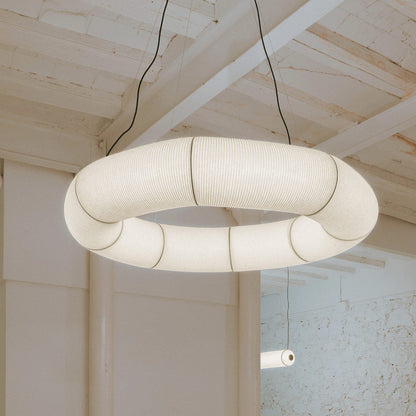 Tekiò Circular LED Pendant Light in Detail.