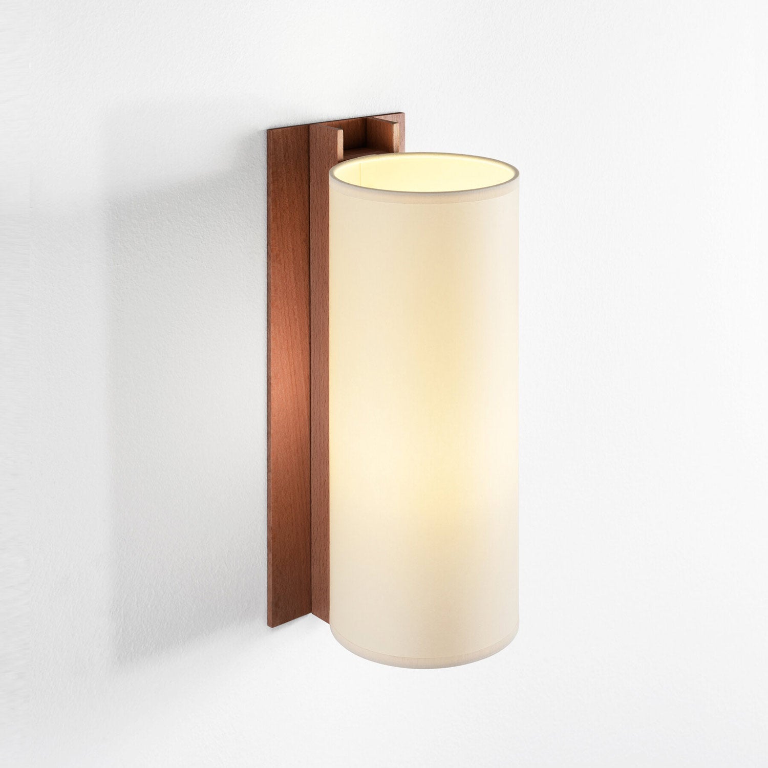 TMM Largo Wall Light in Detail.