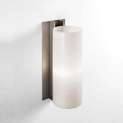 TMM Metal Wall Light in Detail.