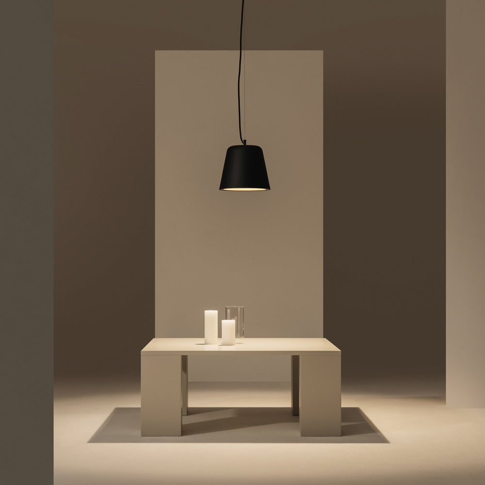 Vaso LED Pendant Light in Detail.