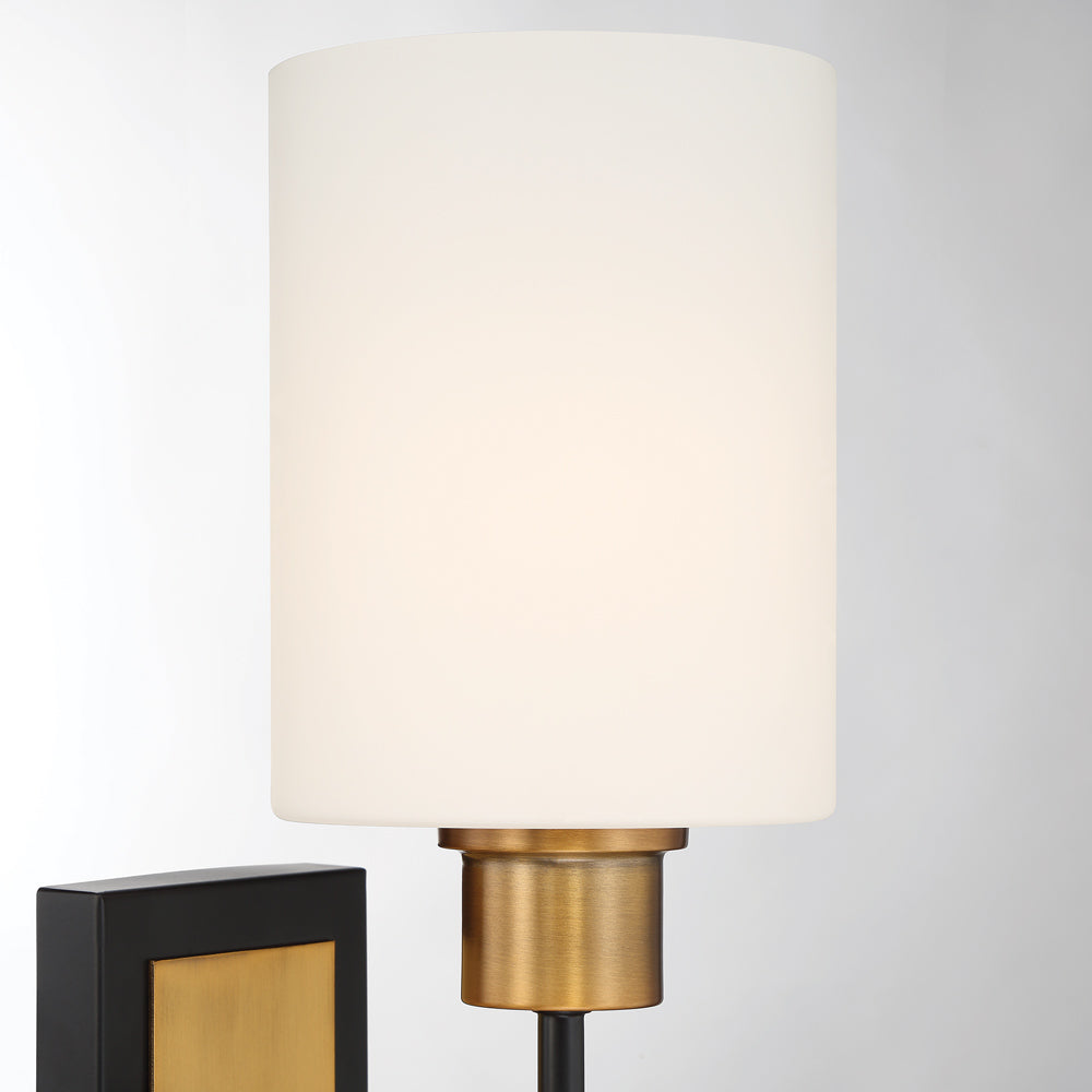 Alvara Wall Light in Detail.