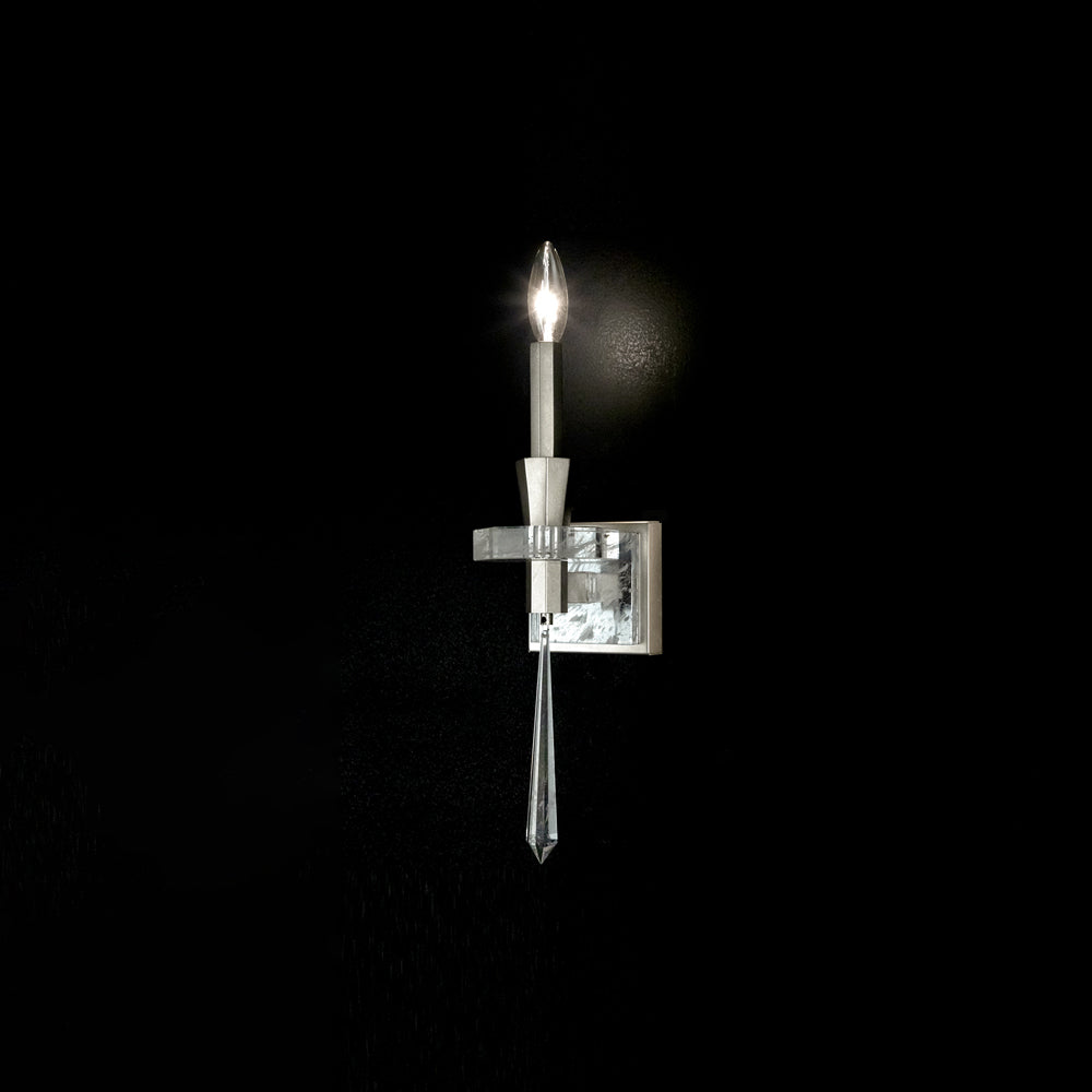Amadeus Wall Light in Detail.