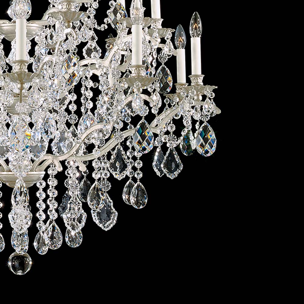 Bordeaux Chandelier in Detail.