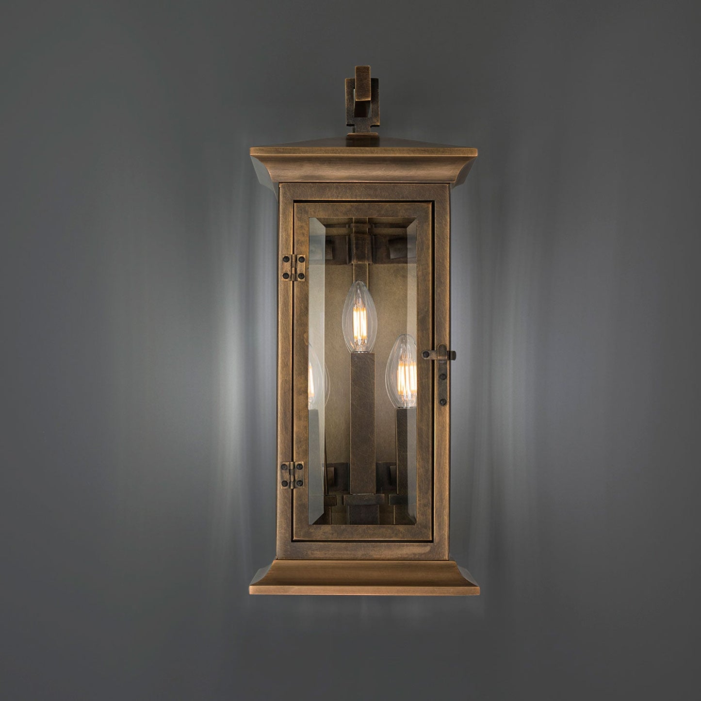 Dresden Outdoor Wall Light in Detail.