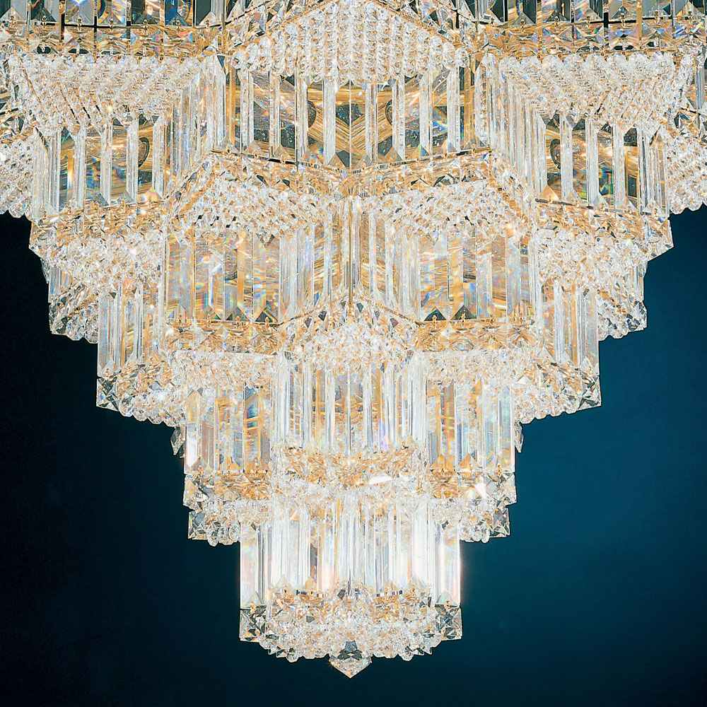 Equinoxe Chandelier in Detail.