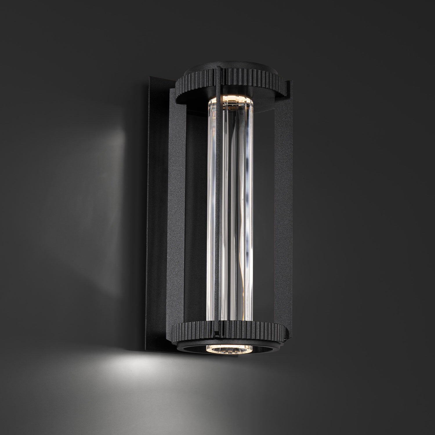 Gainey Outdoor LED Wall Light in Detail.
