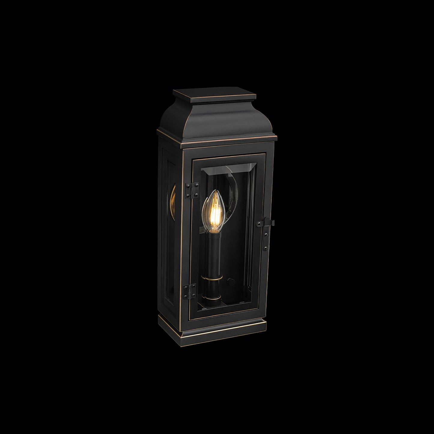 La Motte Outdoor Wall Light in Detail.