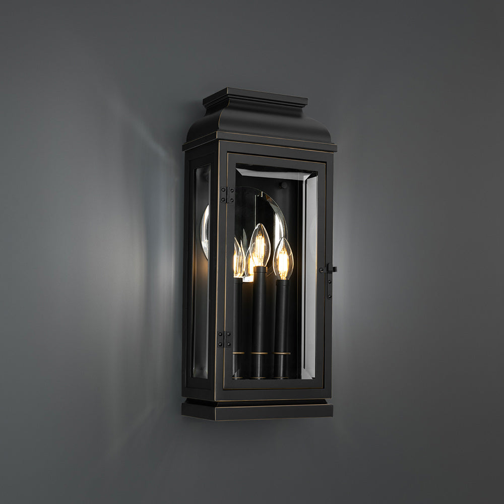 La Motte Outdoor Wall Light in Detail.
