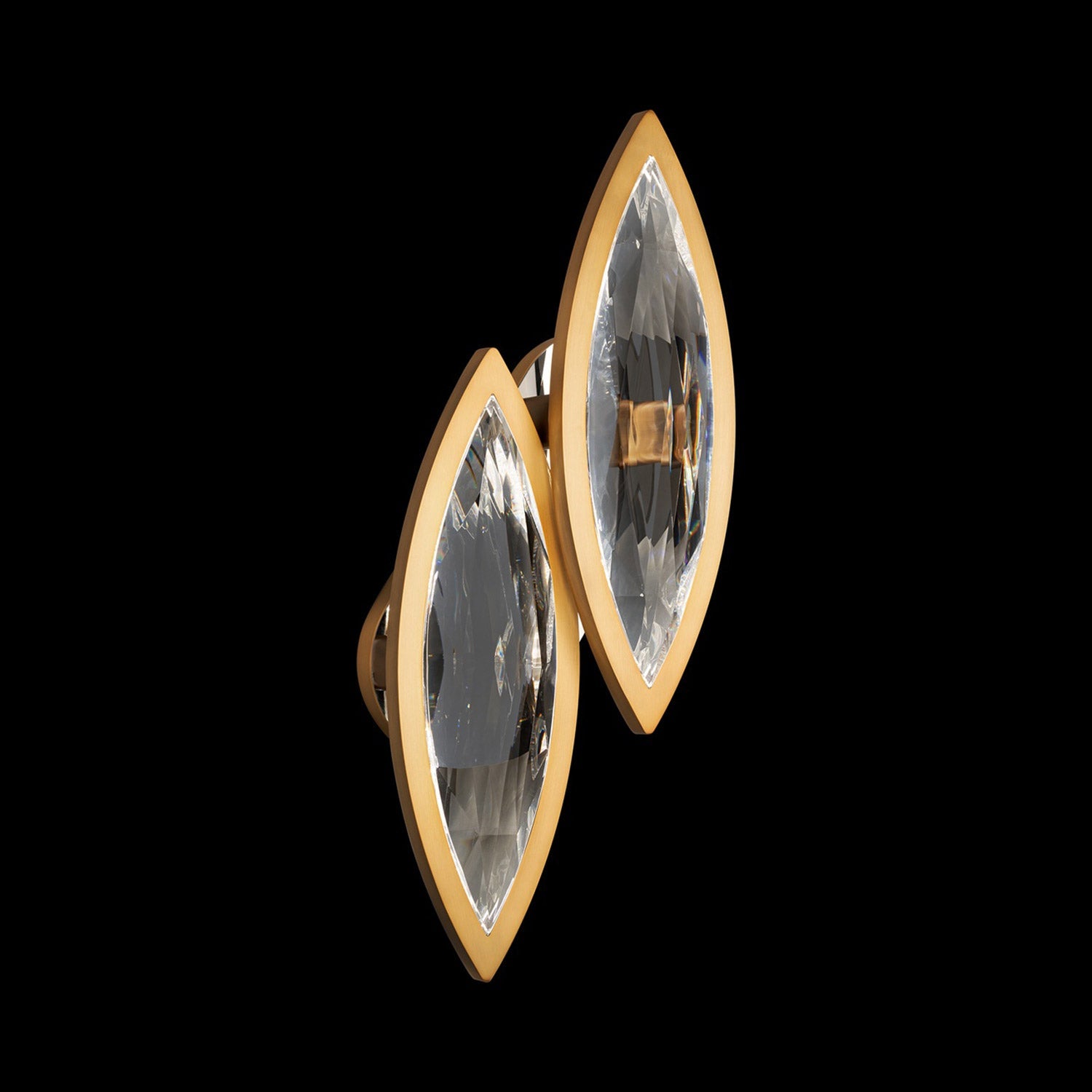 Marchesa LED Wall Light in Detail.