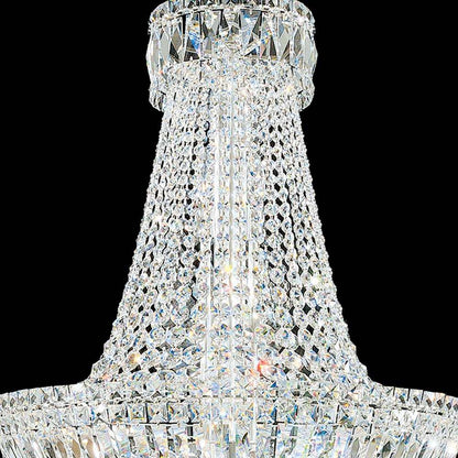 Petit Crystal Deluxe Pendant Light in Detail.