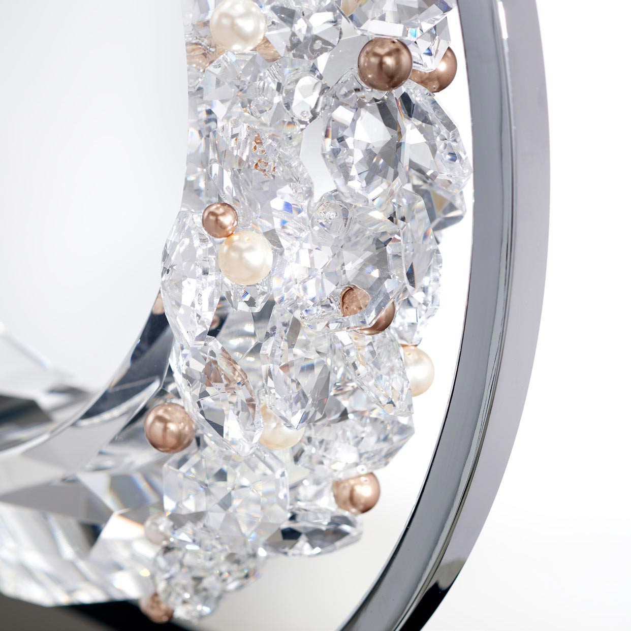 Serenity Wall Light in Detail.