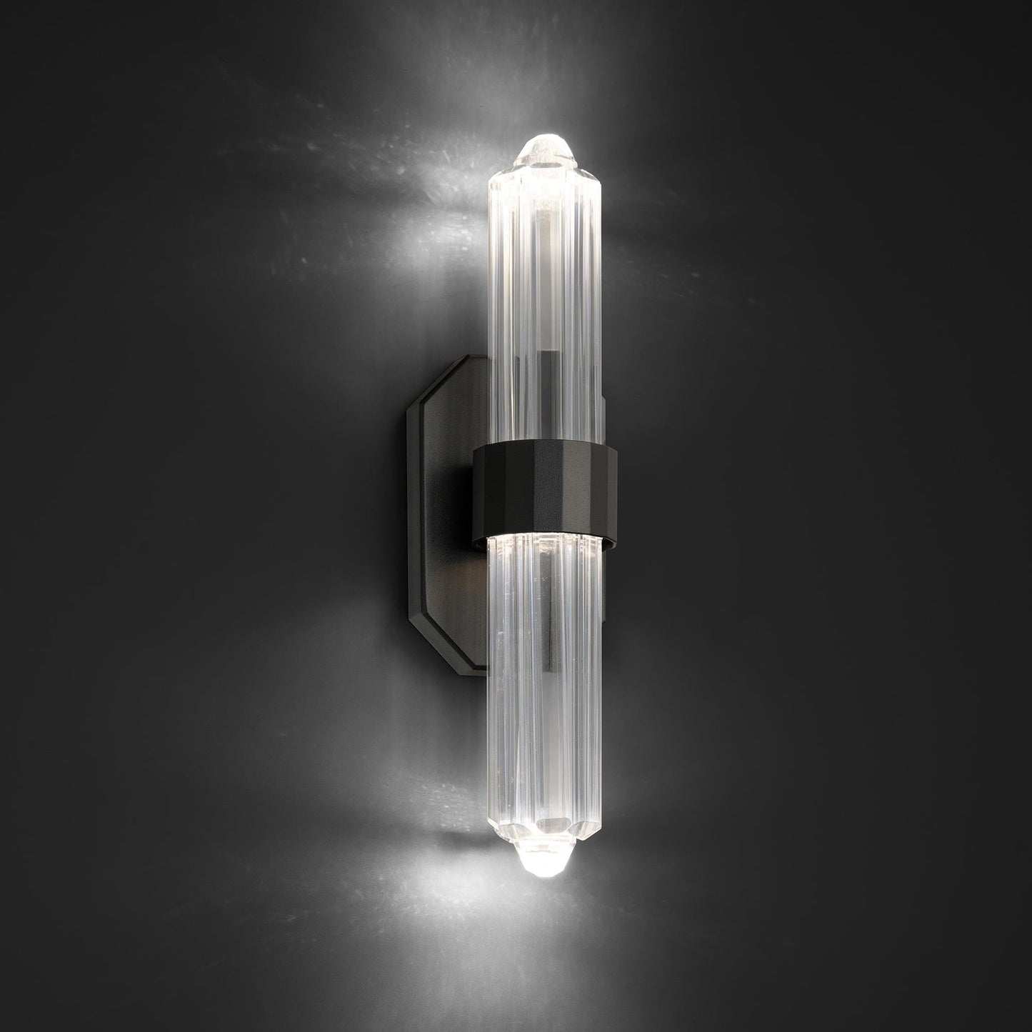 Silo LED Wall Light in Detail.