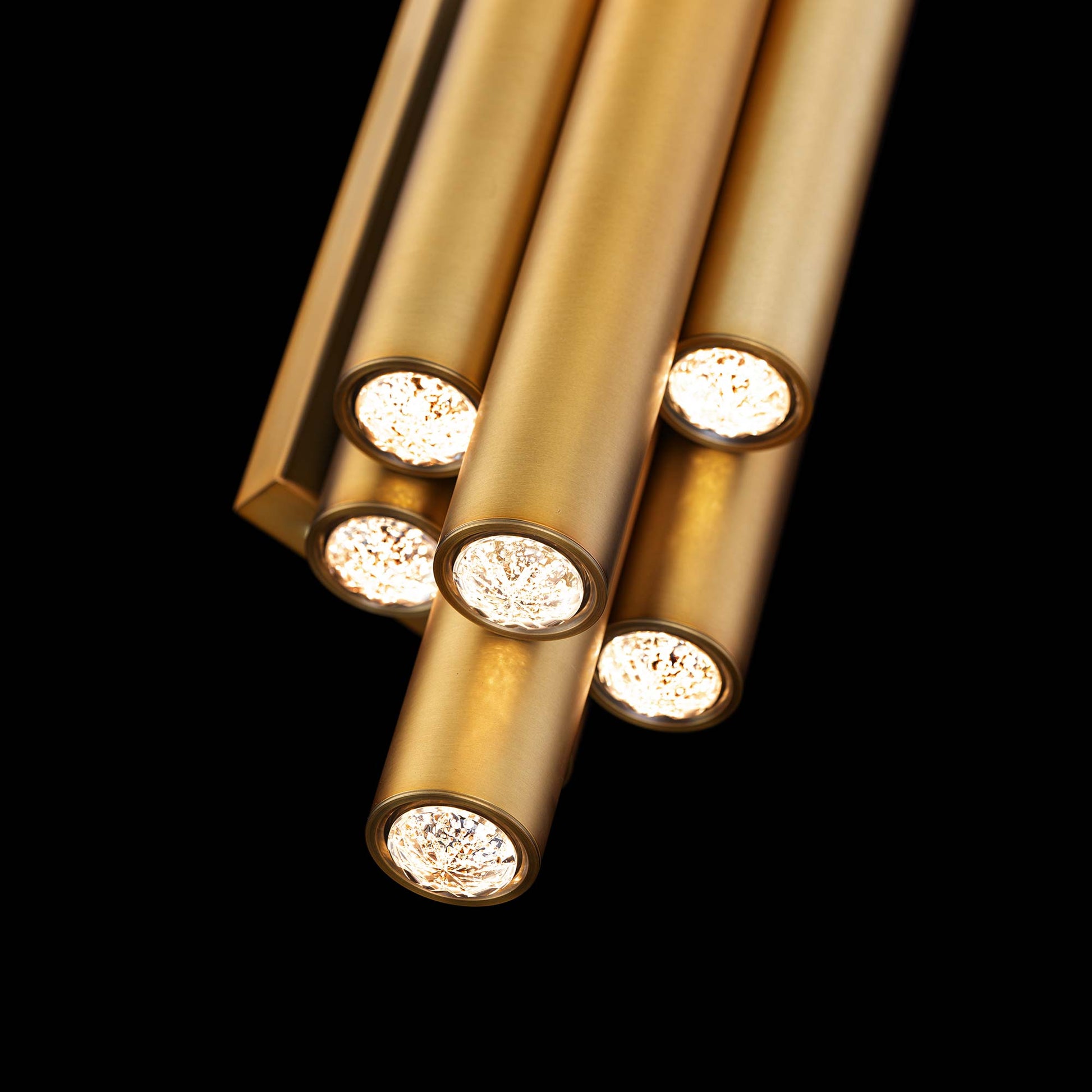 Tamara LED Wall Light in Detail.