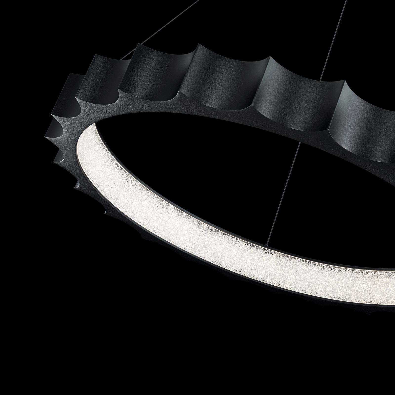 Tarte LED Pendant Light in Detail.