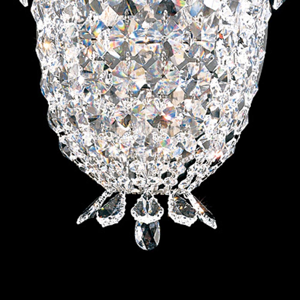 Trilliane Wall Light in Detail.