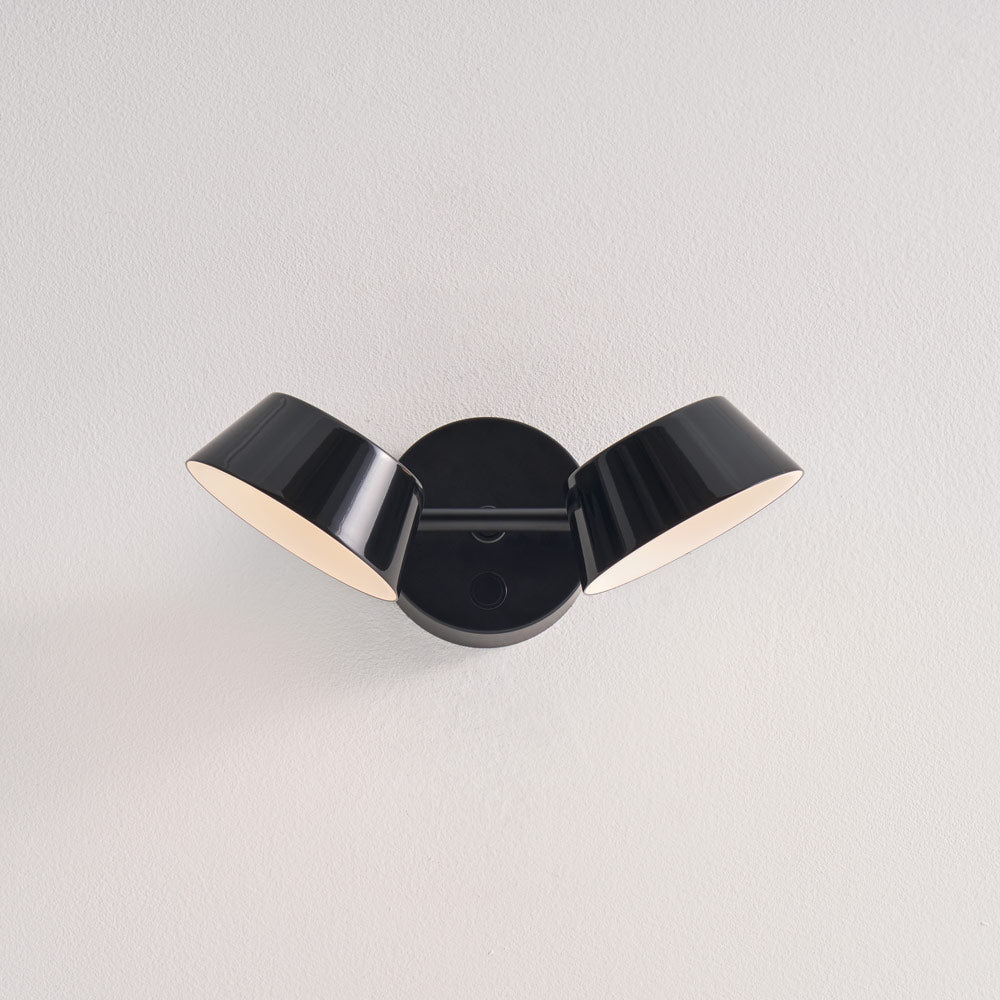 Olo 130WR2 LED Wall Light in Detail.