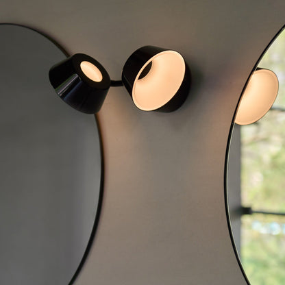 Olo 130WR2 LED Wall Light in Detail.
