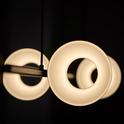 Olo 132PL4 Linear LED Pendant Light in Detail.