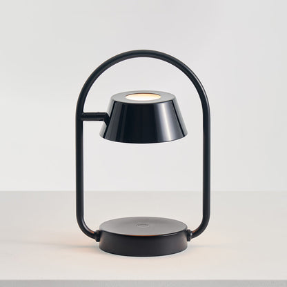Olo Rechargeable LED Table Lamp in Detail.
