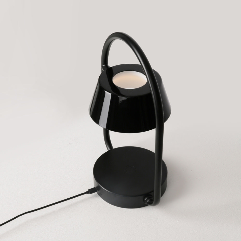 Olo Rechargeable LED Table Lamp in Detail.