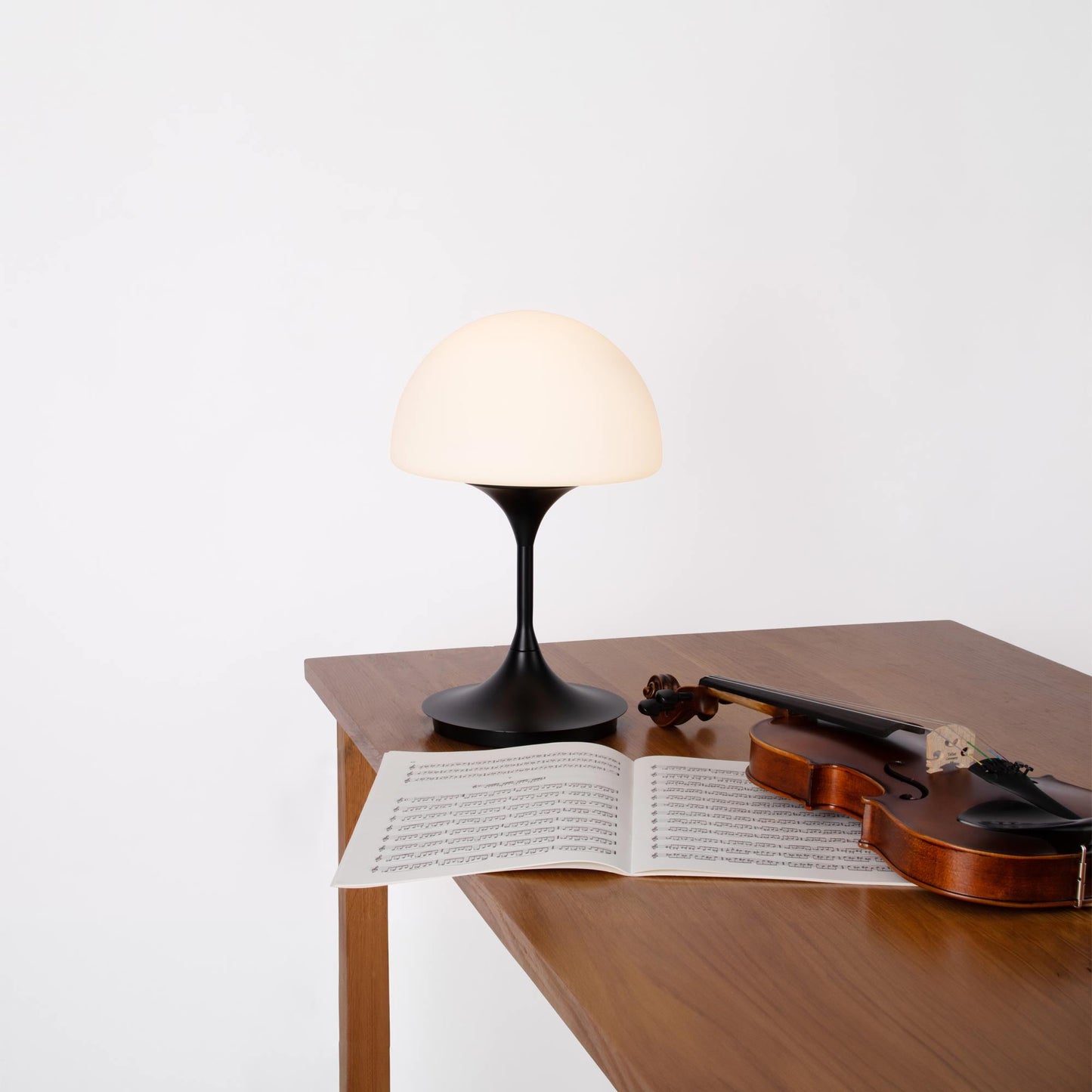 Pensee LED Table Lamp in living room.