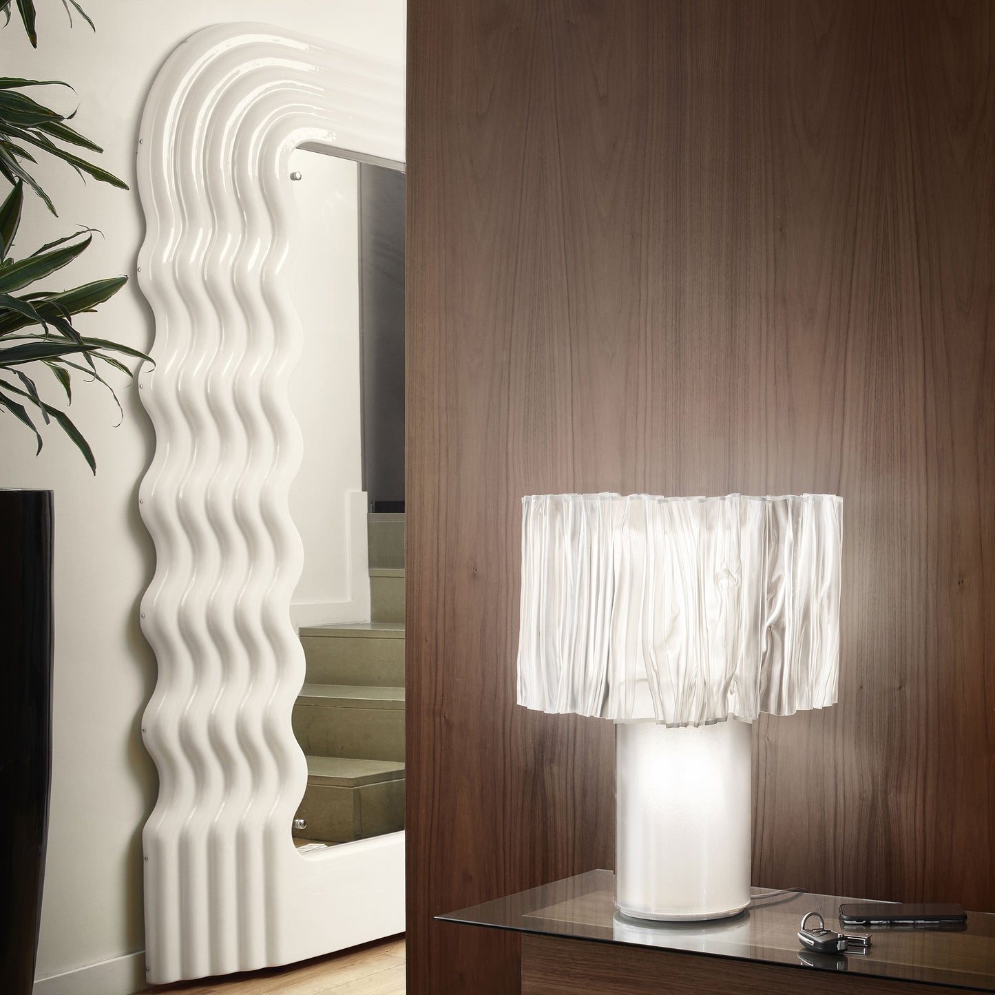 Accordeon Table Lamp in living room.