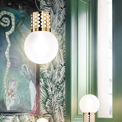 Atmosfera Pendant Light in Detail.