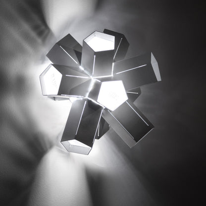 Bang Outdoor LED Step Light in Detail.