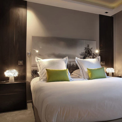 Clizia Table Lamp in bedroom.